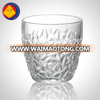 Wholesale china gold supplier luxury engraved round souvenir cocktail glass cup